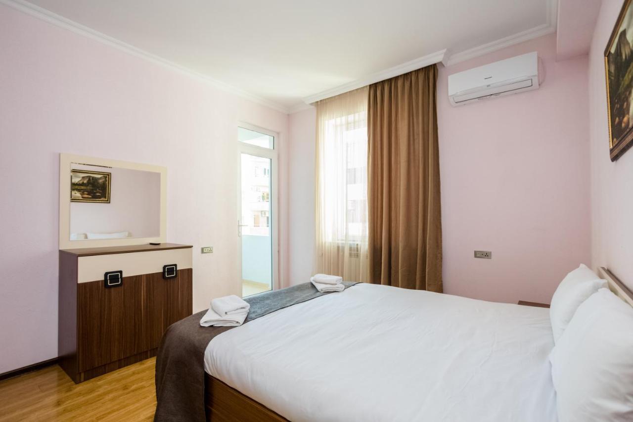 Апартаменты Rustaveli Three Bedroom With Amazing Views *