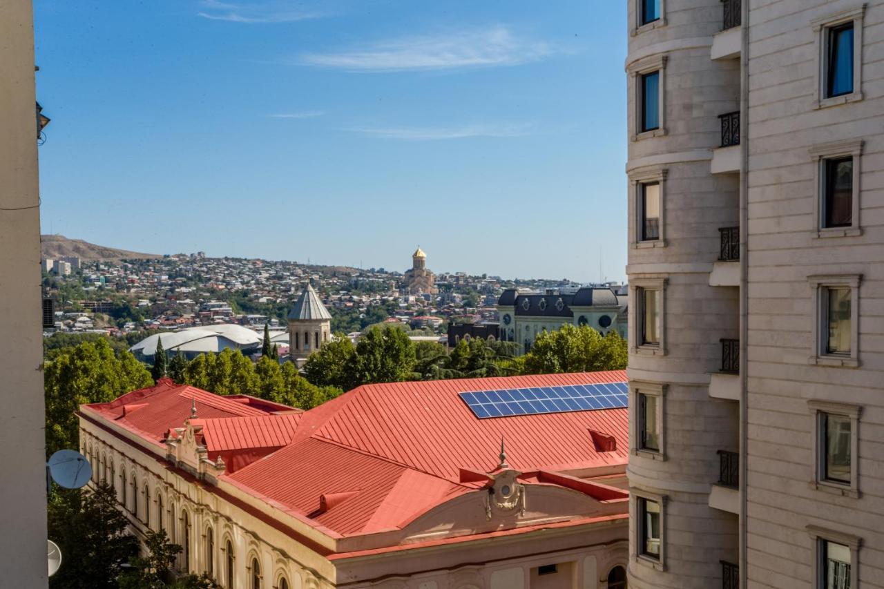 Rustaveli Three Bedroom With Amazing Views * Тбилиси