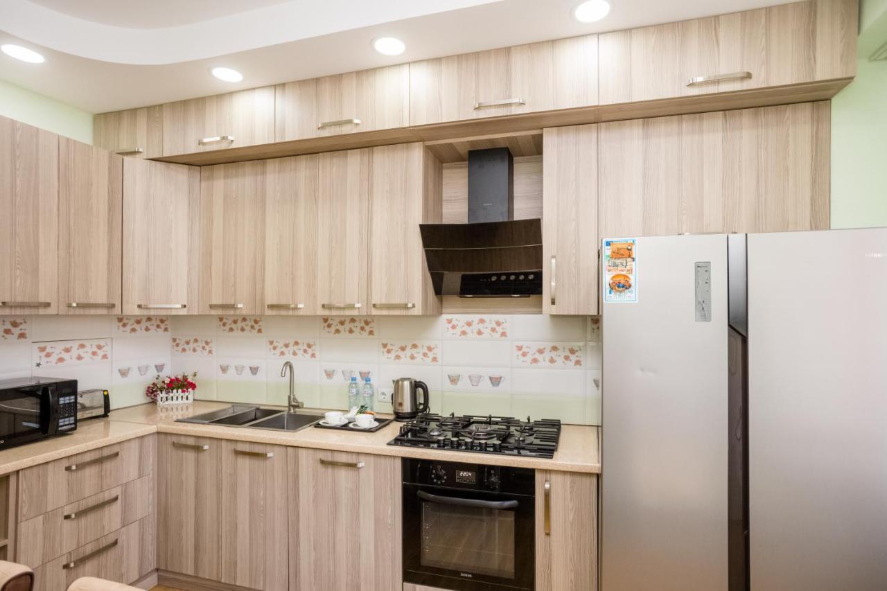 Апартаменты Rustaveli Three Bedroom With Amazing Views *
